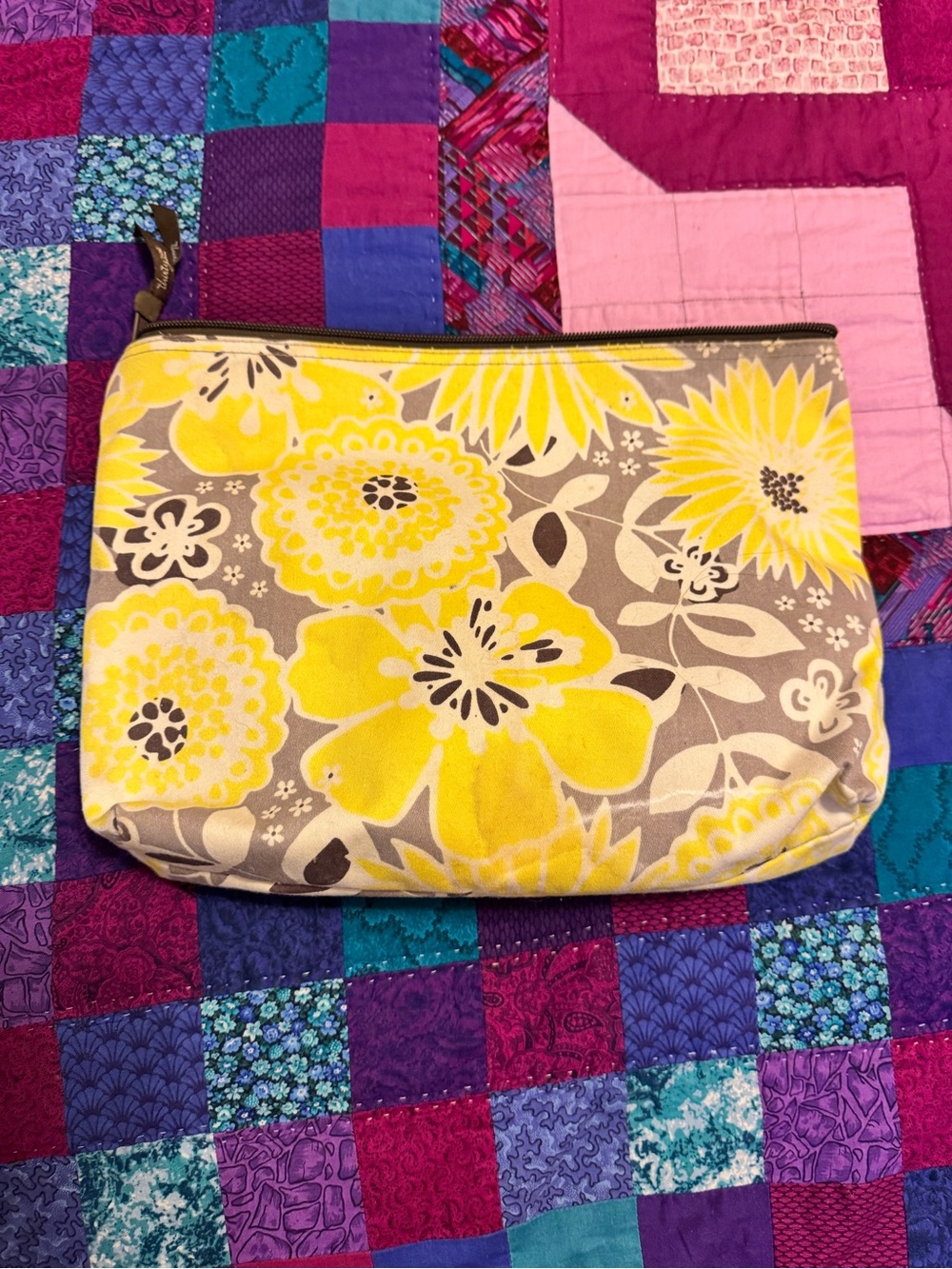 Thirty-One make up bag- Yellow & Gray